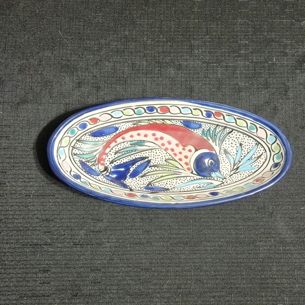 Le Souk hand painted fish plate